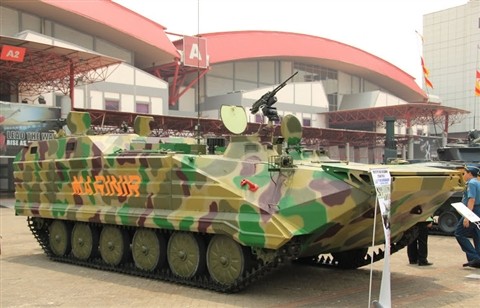 Indonesia giới thiệu xe bọc thép IMHO nội địa, được phát triển dựa trên xe bọc thép chở quân BMP-2.