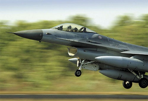 Chiến đấu cơ F-16 của không quân Thái Lan.