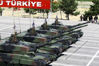 Dàn xe tăng Leopard-2A4 của Quân đội Thổ Nhĩ Kỳ. Ảnh: defencetalk.com