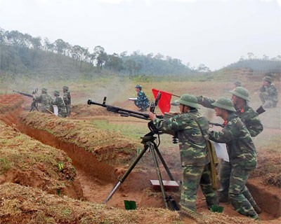 Các khẩu đội SMPK 12, 7mm thuộc Bộ CHQS tỉnh Hà Tĩnh thực hành bắn mục tiêu máy bay thấp.