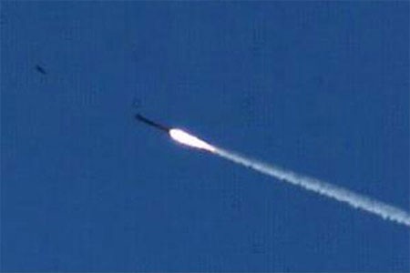 Tên lửa Tamir có đầu dò cảm biến điện tử - quang học, tầm bắn 4- 70 km