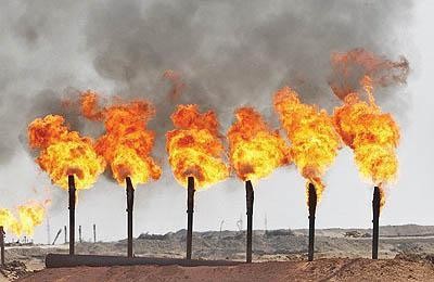 Khai thác dầu mỏ ở Iran