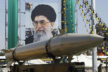 Tên lửa Fateh 110 của Iran (ảnh minh họa)