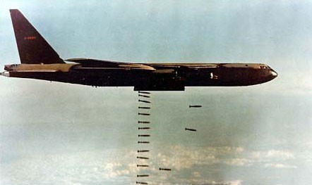 Máy bay ném bom B-52 trong chiến tranh Việt Nam thập niên 60-70 thế kỷ 20