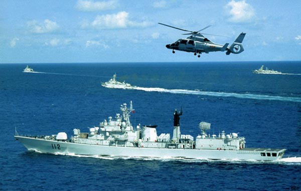 Hải quân Trung Quốc tập trận trên biển