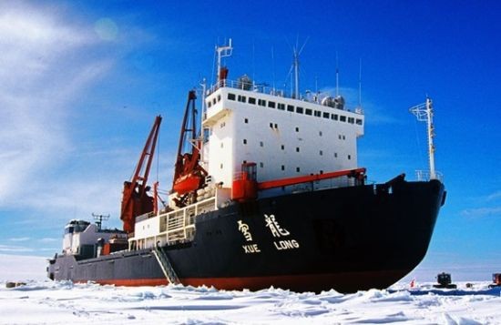 Tàu phá băng Tuyết Long của Trung Quốc