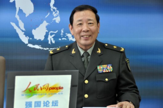 Thiếu tướng La Viện - Chuyên gia quân sự, Phó Tổng thư ký Học hội Khoa học Quân sự Trung Quốc.