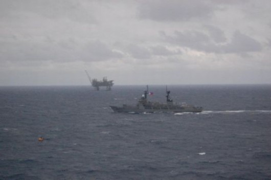 Philippinese điều tàu chiến cũ mua của Mỹ đến khu vực giàn khoan dầu mỏ trên biển Đông.