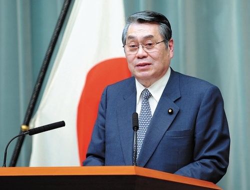 Bộ trưởng Quốc phòng Nhật Bản Naoki Tanaka