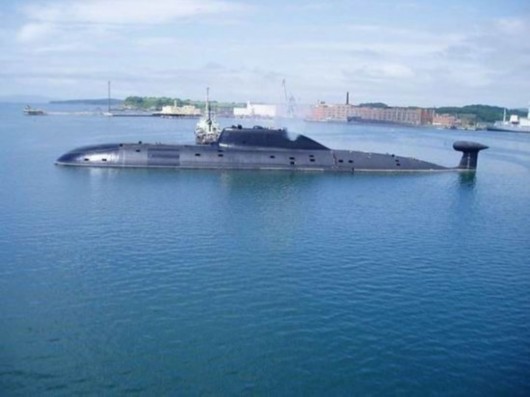 Tàu ngầm hạt nhân Chakra của Ấn Độ, thuê của Nga.