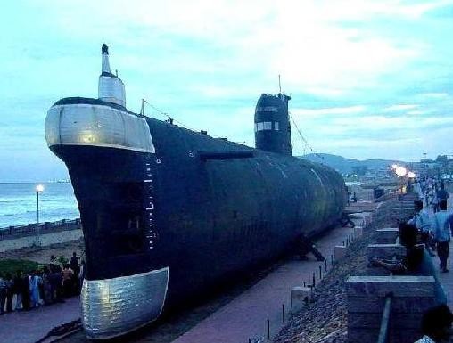 Tàu ngầm hạt nhân INS Chakra do Ấn Độ thuê của Nga trong 10 năm.
