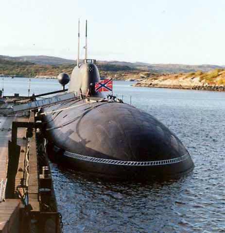Tàu ngầm hạt nhân tấn công Akula của Nga, có tiếng ồn khoảng 115-120 db.