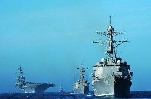 Mỹ tăng cường hiện diện quân sự ở châu Á-Thái Bình Dương. Trong hình là cụm chiến đấu tàu sân bay Mỹ ở Tây Thái Bình Dương.