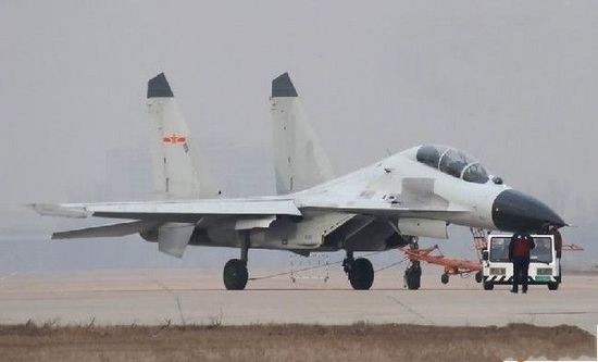 Máy bay chiến đấu J-16 được cho là sao chép Su-30MK2 của Nga.