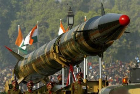 Tên lửa xuyên lục địa Agni-V của Ấn Độ