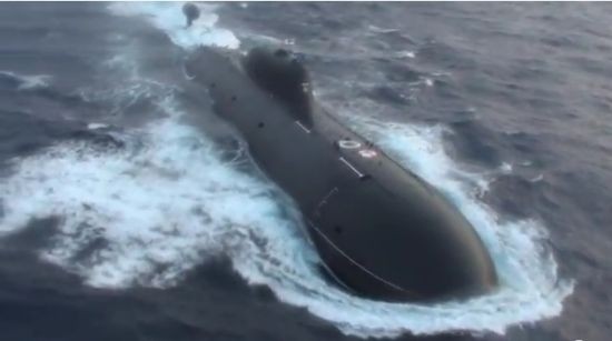 Tàu ngầm hạt nhân Chakra (Akula-II, của Hải quân Ấn Độ) từ Nga quay trở về Ấn Độ.