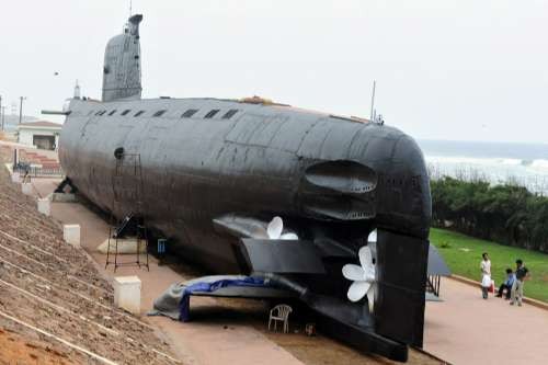 Tàu ngầm INS Kursura của Hải quân Ấn Độ.