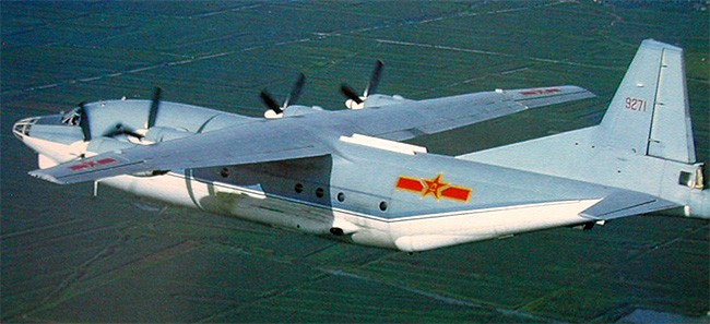Máy bay tuần tra trên biển Y-8 của Công ty Công nghiệp Máy bay Thiểm Tây.