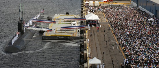 Tàu ngầm hạt nhân Mỹ đậu tại cảng của Philippines.
