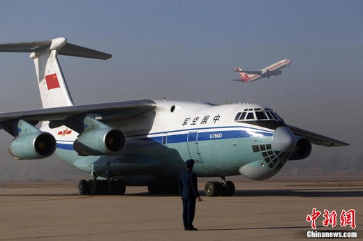 Máy bay vận tải IL-76 của Không quân Trung Quốc từng tham gia nhiệm vụ đưa người Hoa từ Libya về Trung Quốc.