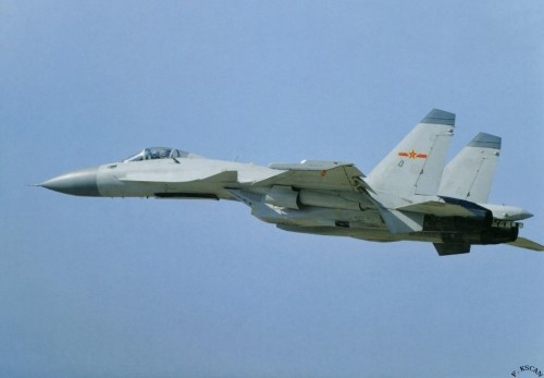Trung Quốc chọn máy bay chiến đấu J-15 là máy bay chủ lực của tàu sân bay.