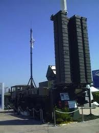 Hệ thống tên lửa phòng không SAMP-T do Pháp và Italia hợp tác nghiên cứu chế tạo.