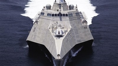 Tàu chiến đấu duyên hải Independence LCS-2 của Mỹ.