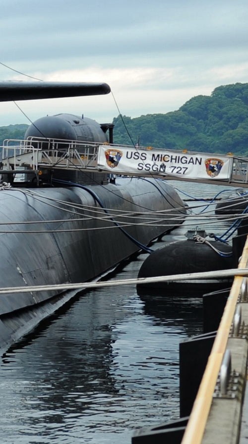 Tàu ngầm hạt nhân lớn nhất của Hải quân Mỹ: USS Michigan.