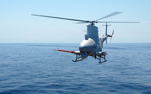 MQ-8 Fire Scout hiện đã trang bị cho Hải quân Mỹ và dùng cho các hoạt động chống cướp biển ở vùng biển Somalia.