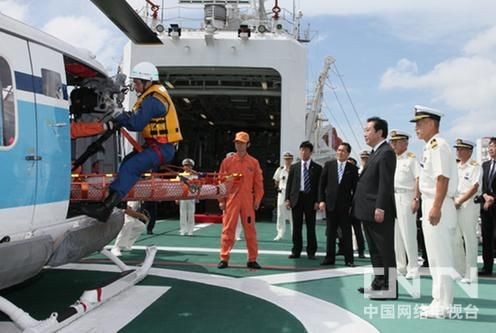 Thủ tướng Nhật Bản thị sát Lực lượng Cảnh sát bờ biển Nhật Bản, nhấn mạnh bảo vệ đảo Senkaku.