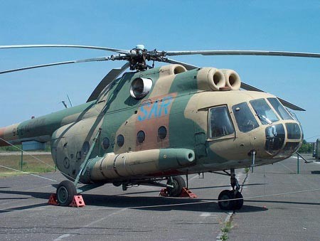Máy bay trực thăng vận tải hạng trung Mi-8 Hip của Nga.