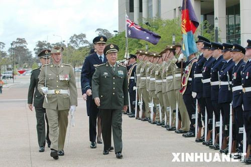 Tháng 10/2009, Tổng Tham mưu trưởng Quân đội Trung Quốc Trần Bỉnh Đức thăm Australia.