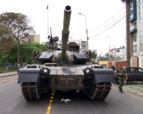 Xe tăng MBT-2000 của Trung Quốc sử dụng động cơ diesel của Ukraina.