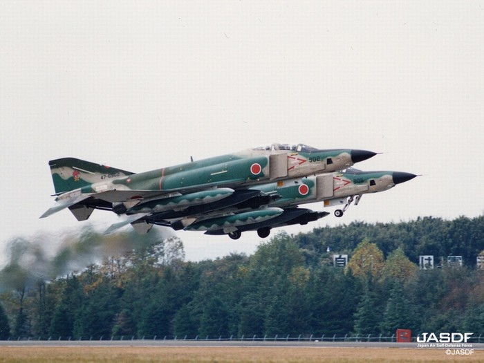 Máy bay trinh sát RF-4EJ của Lực lượng Phòng vệ Trên không Nhật Bản.