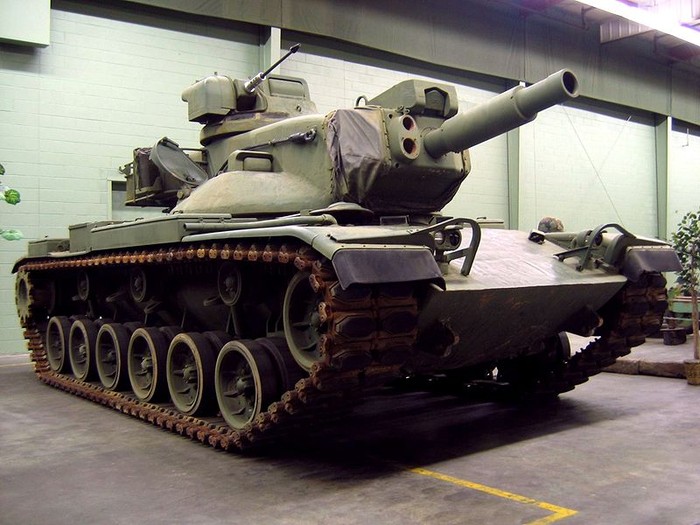 Xe tăng chiến đấu cũ M60A2 của Mỹ.