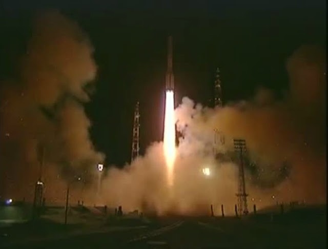 Nga phóng thành công 2 vệ tinh thông tin