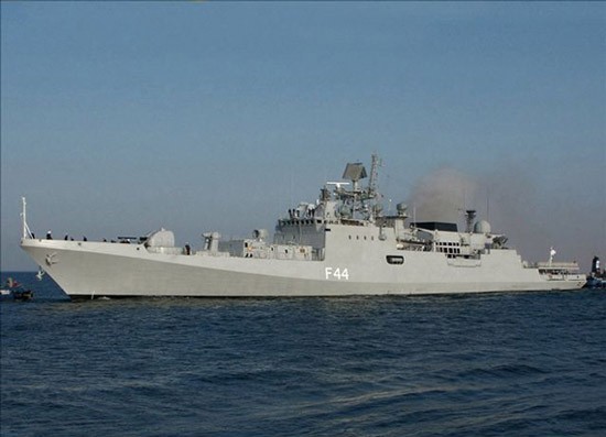 Tàu hộ vệ INS Tabar của Hải quân Ấn Độ.