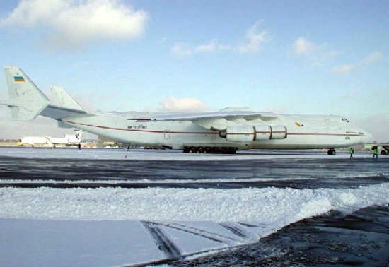 Máy bay vận tải mơ ước An-225 của Ukraina