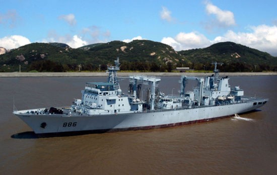Tàu tiếp tế tổng hợp Thiên Đảo Hồ, Hải quân Trung Quốc.