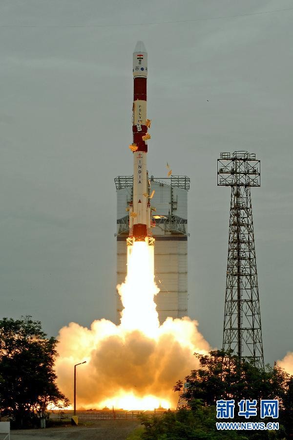 Ngày 9/9/2012, tên lửa đẩy của Ấn Độ đã phóng thành công 1 vệ tinh của Pháp và 1 vệ tinh của Nhật Bản, hoàn thành lần phóng thứ 100.