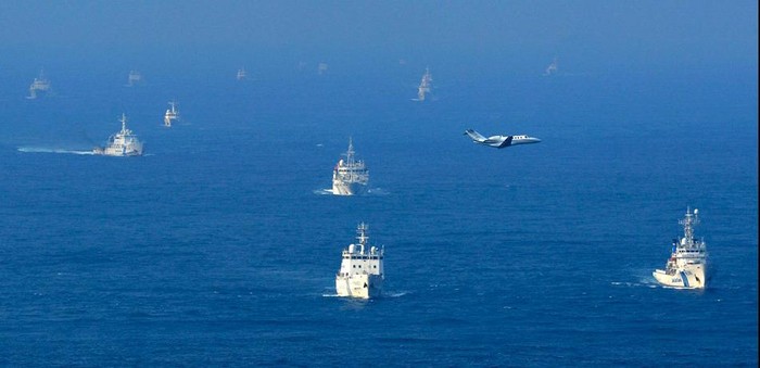 Tàu Hải giám, Ngư chính Trung Quốc và tàu tuần tra của Lực lượng Bảo vệ bờ biển Nhật Bản trên vùng biển lân cận đảo Senkaku