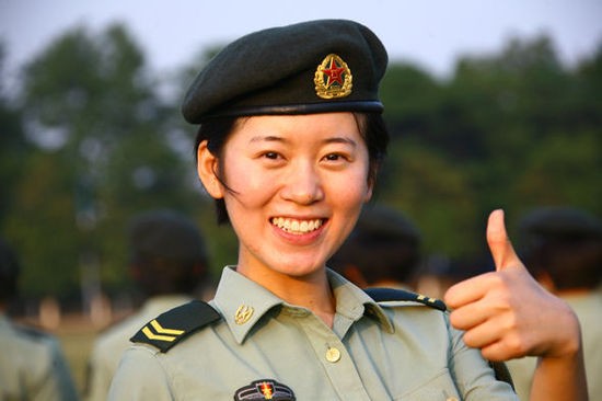 Vương Hiểu Lệ - nữ binh sĩ của Pháo binh 2 Trung Quốc