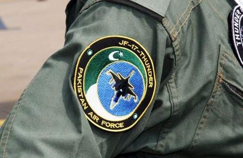 Băng tay mới của phi đội 26 Không quân Pakistan sau khi trang bị máy bay chiến đấu JF-17