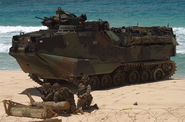Nhật Bản chuẩn bị mua 4 xe chiến đấu lưỡng dụng của Mỹ để trang bị cho "lực lượng phòng vệ đảo nhỏ"