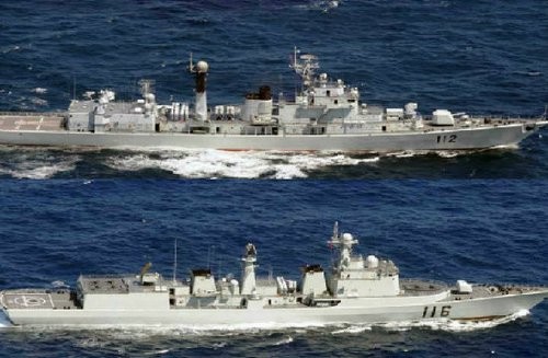 Chiều ngày 4/10/2012, 7 tàu chiến Hải quân Trung Quốc chạy xuyên qua vùng biển quốc tế giữa đảo Okinawa và đảo Miyako đến Thái Bình Dương tập trận.