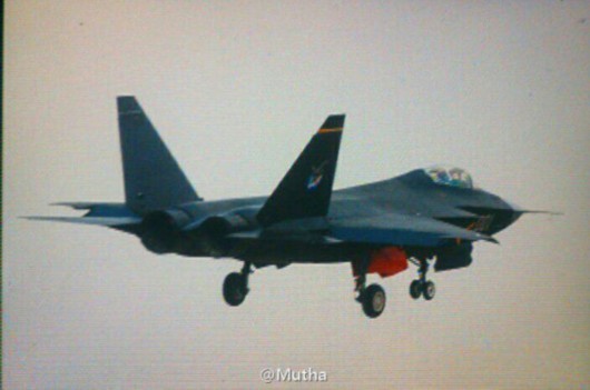 Trung Quốc vừa cho bay thử máy bay chiến đấu tàng hình J-31
