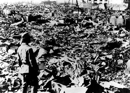 Hiroshima hoang tàn sau khi bị Mỹ thả bom nguyên tử