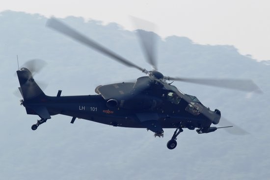 Máy bay trực thăng vũ trang WZ-10 của Trung Quốc vừa xuất hiện tại Triển lãm Hàng không Chu Hải 2012