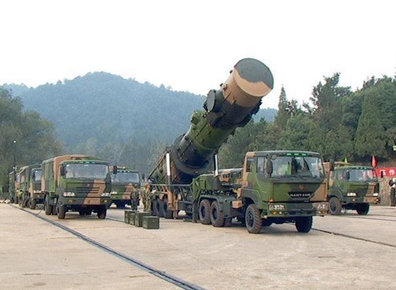 Trung Quốc được cho là đã triển khai tên lửa đạn đạo tầm trung DF-21 tại Phúc Kiến nhằm vào nhóm đảo Senkaku