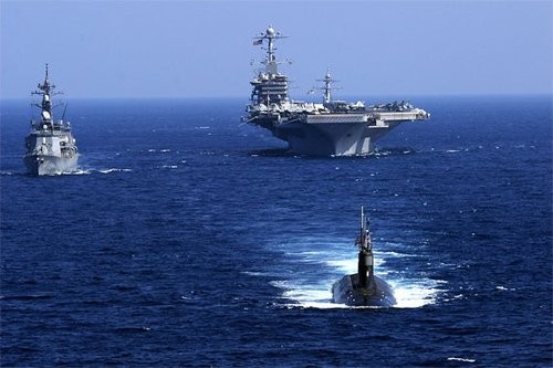 Mỹ-Nhật diễn tập liên hợp trên biển.